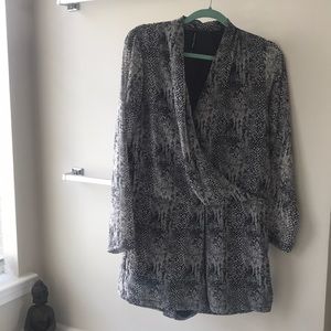 W118 by Walter Baker Romper L